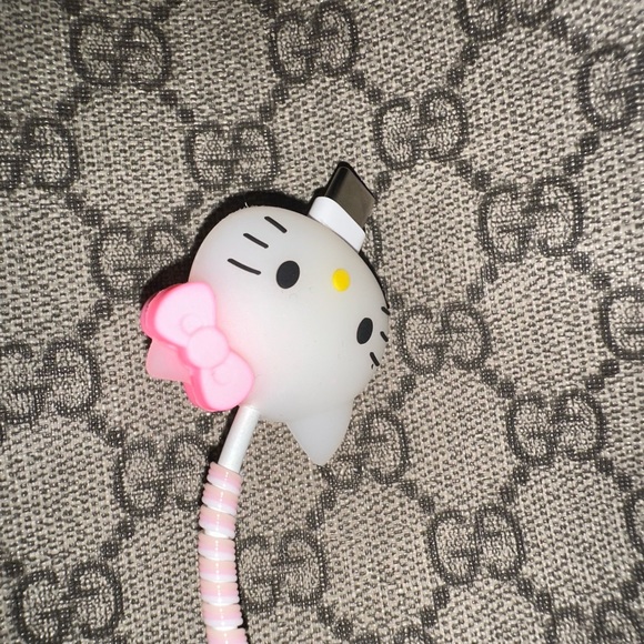 Hello Kitty- Cellphone set -NWT 🤩 - Picture 4 of 4